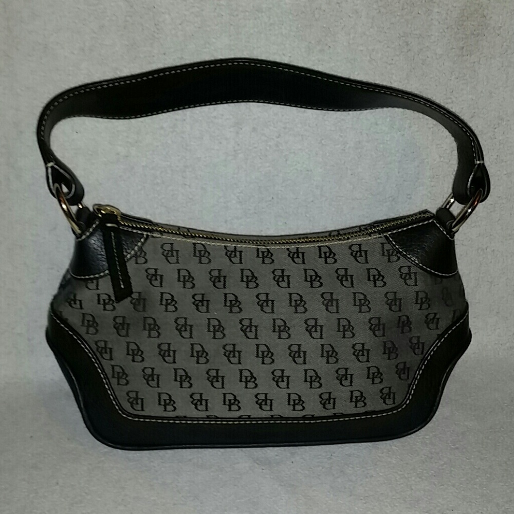 Dooney & Bourke handbag